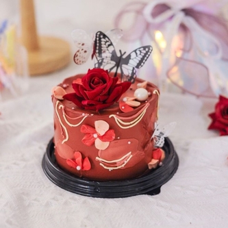 Fluttering Rose 4"